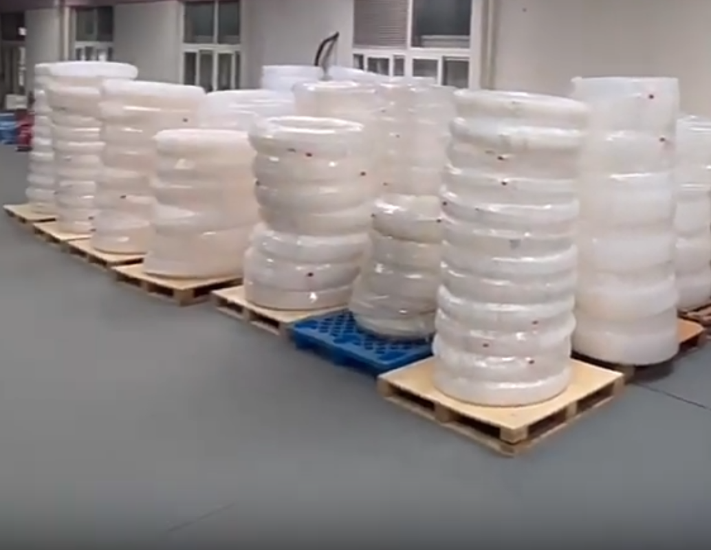 PFA Tube, Semi-Transparent High Purity Fluoropolymer Tubing for Chemical Transfer and Semiconductor Applications